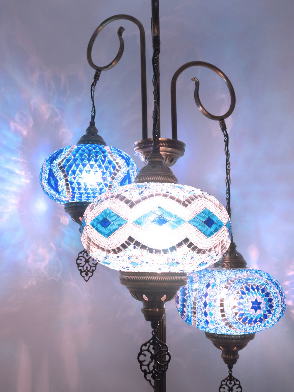 Floor Lamp Big 3 Globe