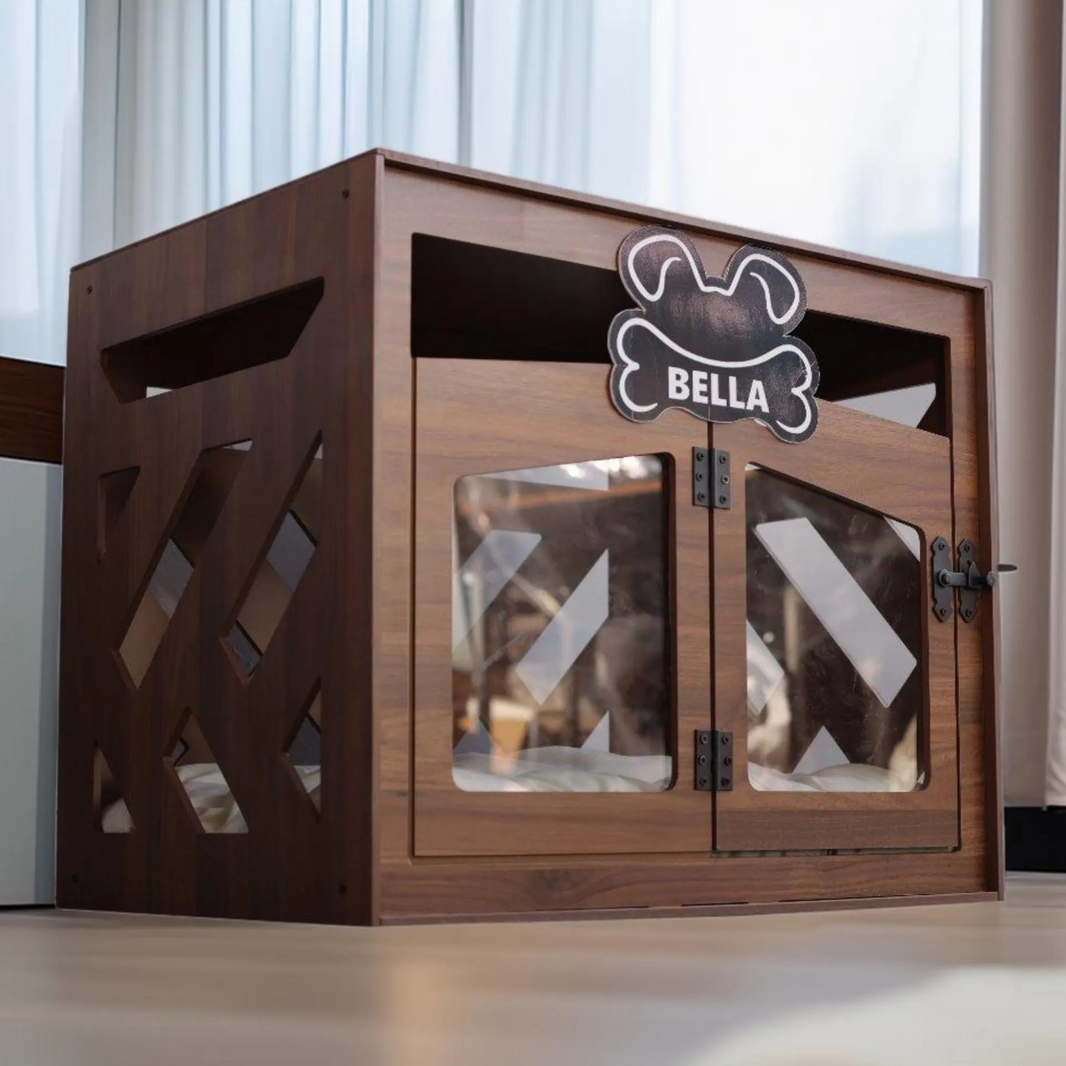 Hundehuette Pawloft B Walnuss aus Holz mit personalisiertem Namensschild und Kissen