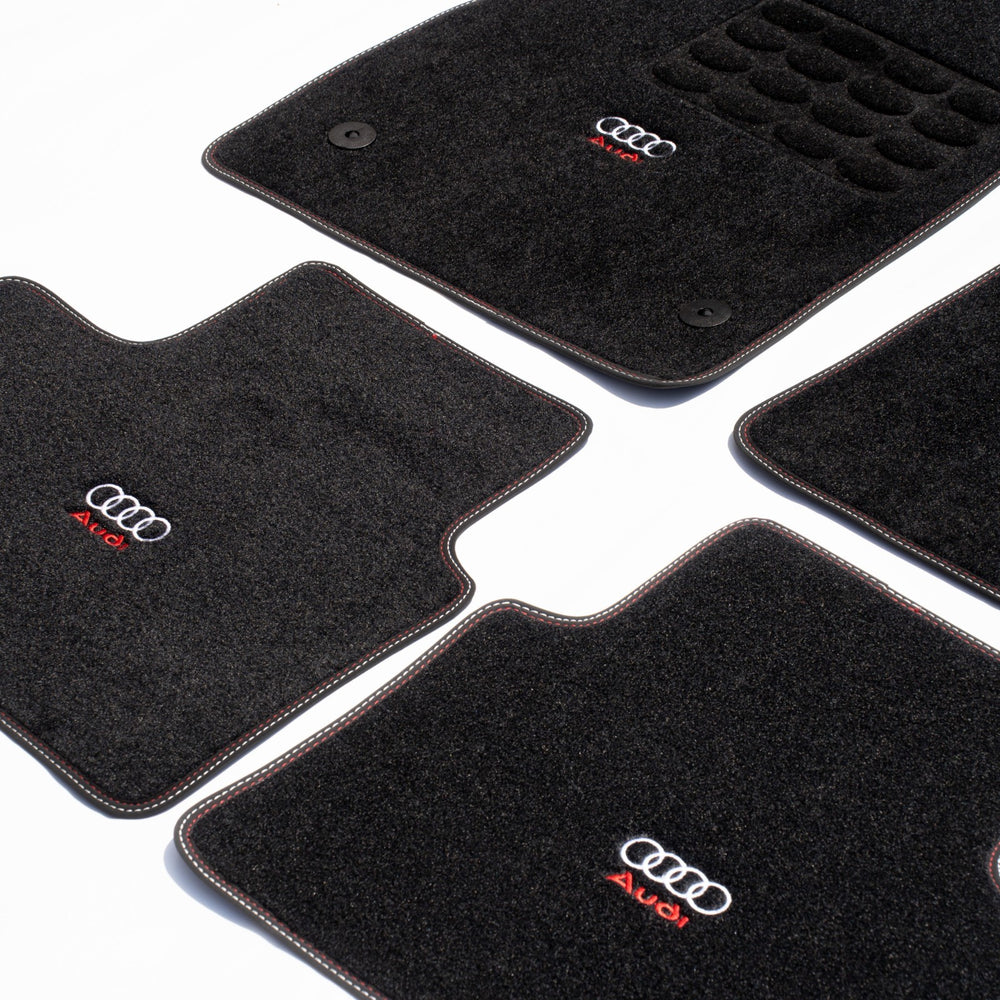 Autofußmatten für Audi A5 F5 8T3 FU2 F53 Sline RS5 Autoteppich Automatten Velour