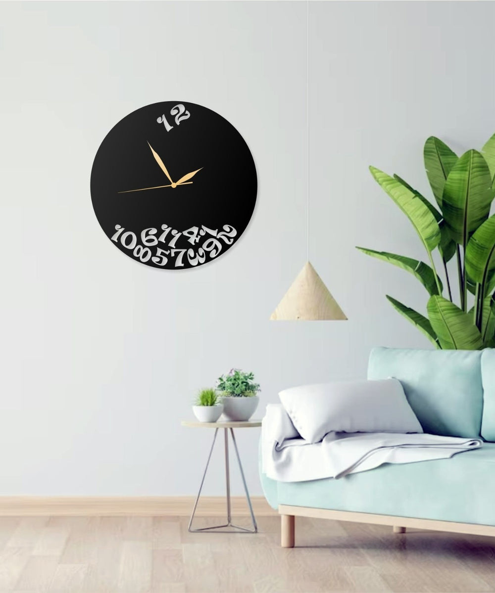 Metall Wanduhr Modern Zahlendesign 40x40 cm Dekorative Uhr Wanddeko