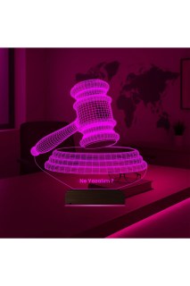 Hakim Yargıç Tokmak tasarımlı kişiye özel 3D LED masa gece lambası, lazer kazımalı pleksiglas ve ahşap kaide