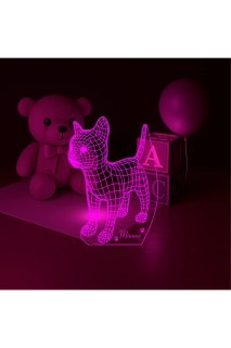 Kedi tasarımlı kişiye özel 3D LED illüzyon masa gece lambası, lazer kazımayla isim ve anılarınızı taşır.
