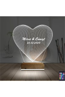 Kalp şekilli kişiye özel 3D LED lamba, lazer kazımalı isim ve anılarla masa gece lambası olarak kullanılır