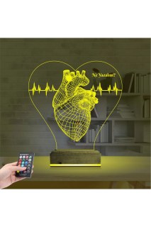 Kalp doktoru cerrah temalı kişiye özel 3D LED masa gece lambası, lazer kazımalı pleksiglas ve ahşap kaideli
