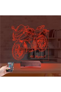 Motorsiklet yarış temalı kişiye özel 3D LED masa gece lambası, lazer kazımalı pleksiglas ve ahşap kaide ile