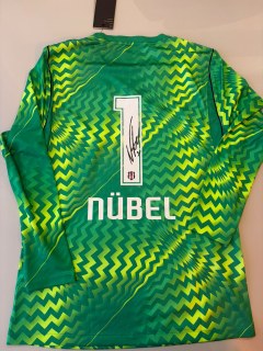 Nubel Signiertes Beşiktaş Torwarttrikot