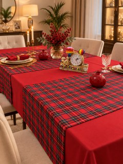 Zeren Home Rote Tischdecke und 2-teiliges Kariertes Läufer-Set – Weihnachts-Tischset