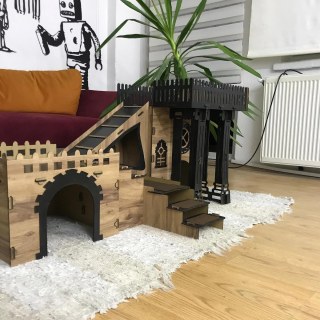 Triplex 3 katlı ahşap tavşan evi, köprüler, rampalar ve yastıklı teraslarla, iç mekan için 4 tavşana kadar oyun alanı